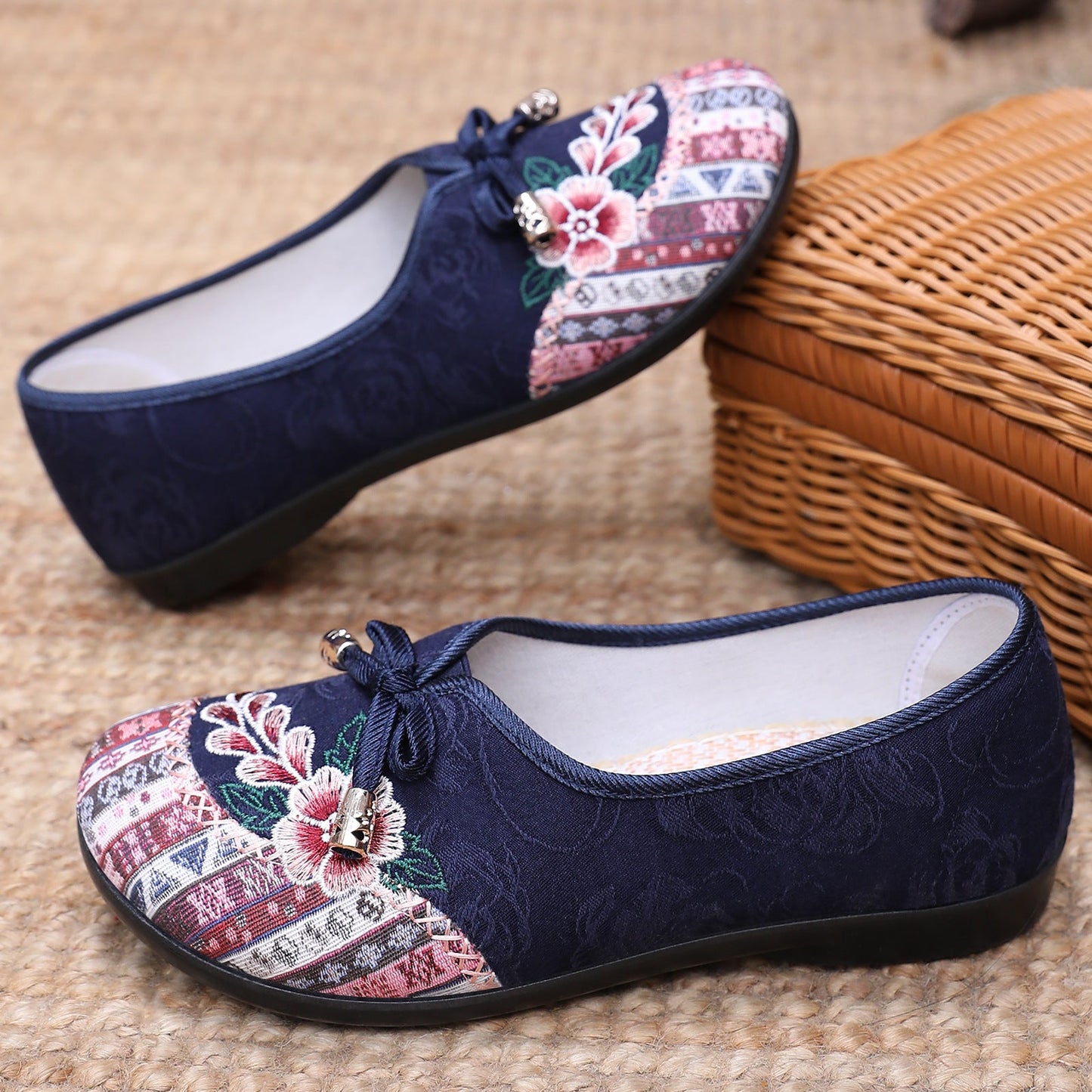 Damen Hausschuhe Florales Design Elegante Heidi Schuhe