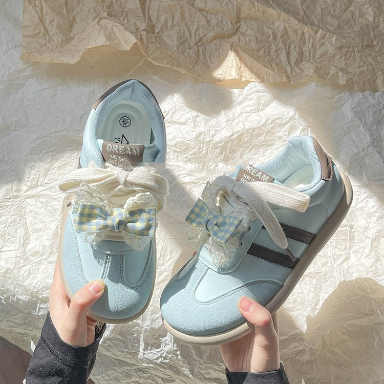 Damen Sneaker Schuhe mit Schleifen Trendig Frauen - BerlinGlamour