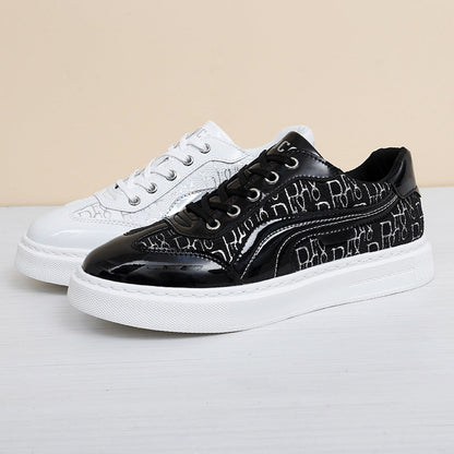 Damen Sneaker Glanz Optik Grafik Design Trendy - BerlinGlamour