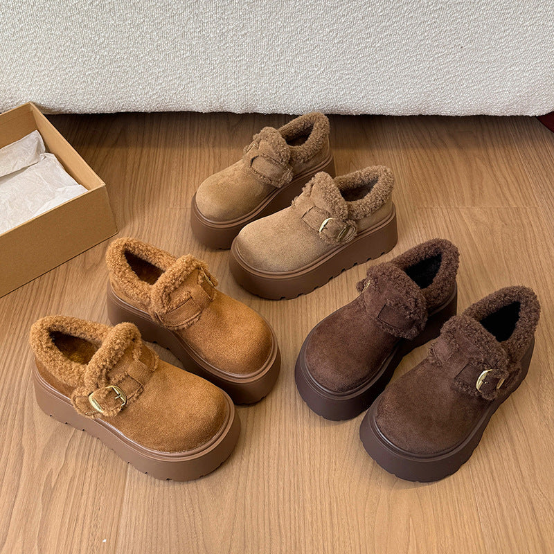 Damen Slipper Plüschig Warm mit Plateau und Schnalle - BerlinGlamour