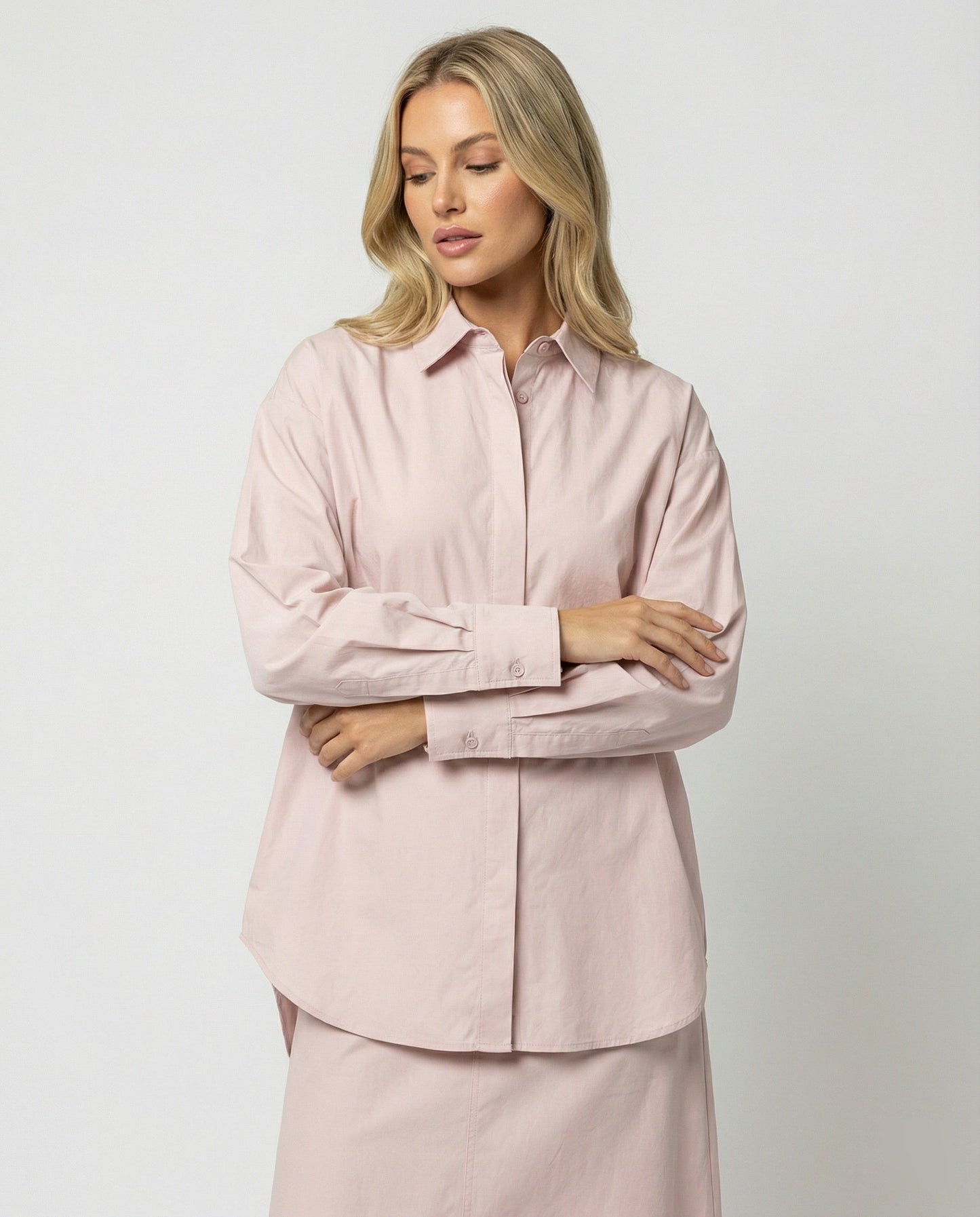 Damenkleid Schwarz Trompetenärmel Polo Kragen Elegant - BerlinGlamour