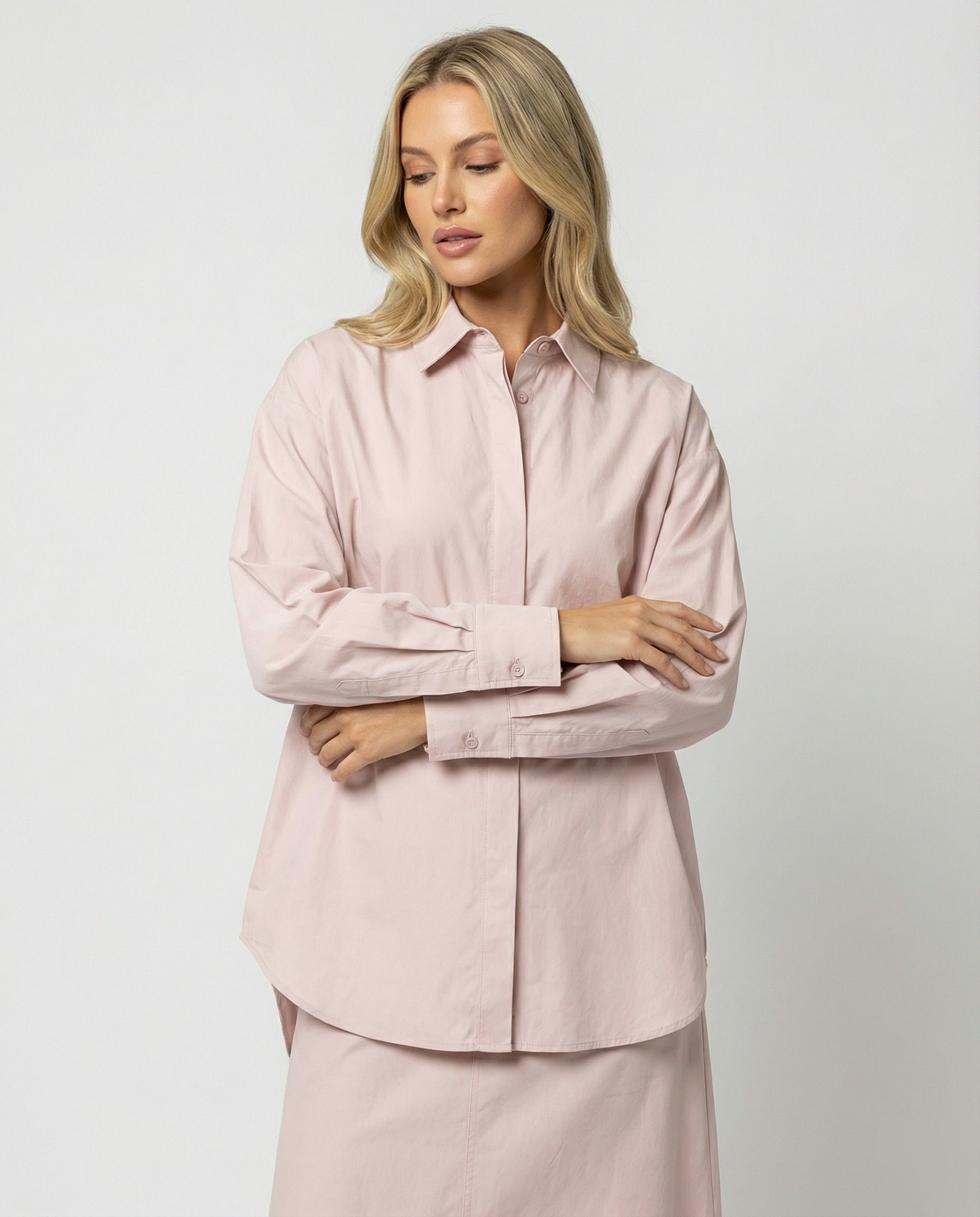 Damenkleid Schwarz Trompetenärmel Polo Kragen Elegant - BerlinGlamour