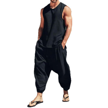 Herren Sommer Outfit mit Leichter Weste und Bequemen Hosen