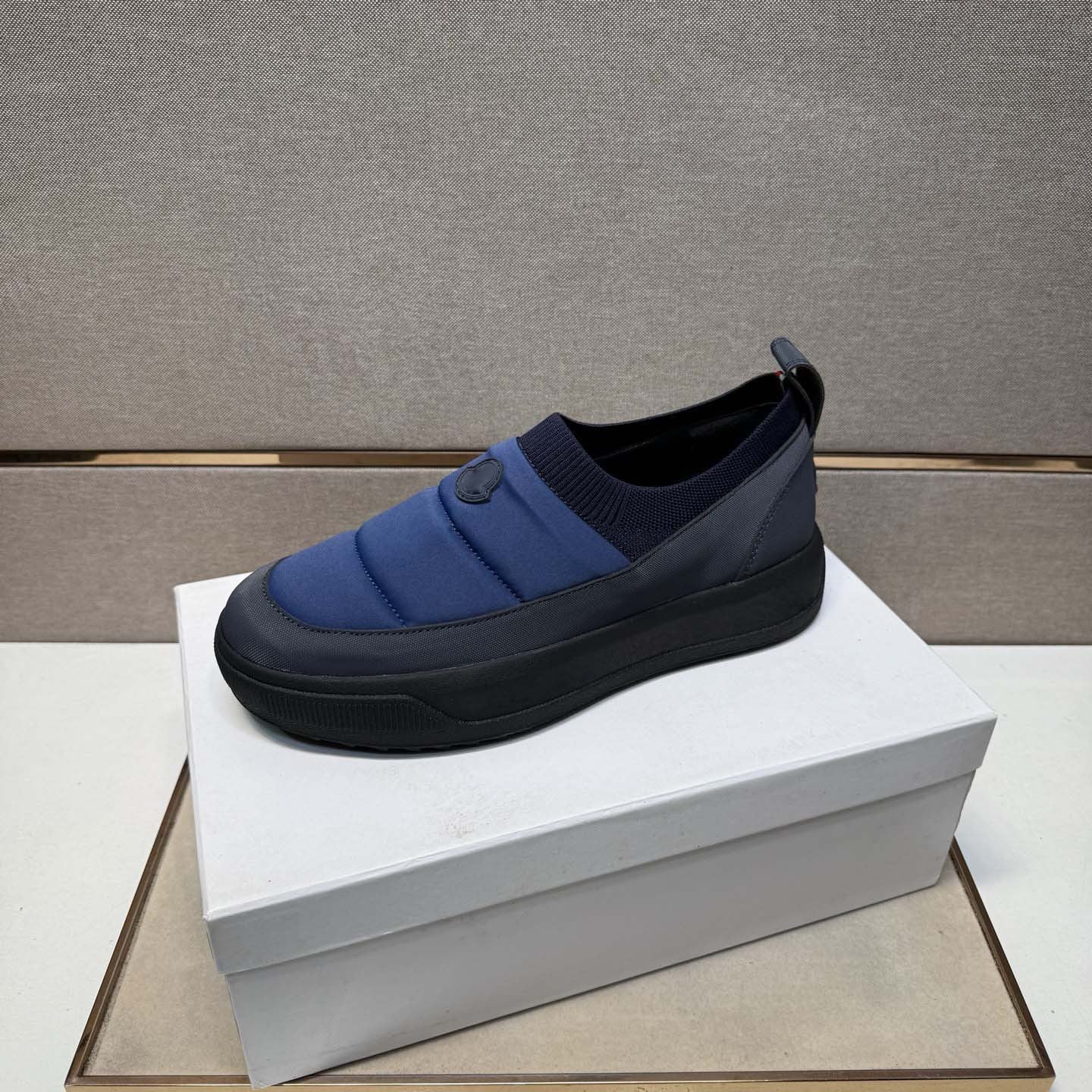 Damen Sneaker Slip-On Weiche Bequeme Schuhe Elastisch