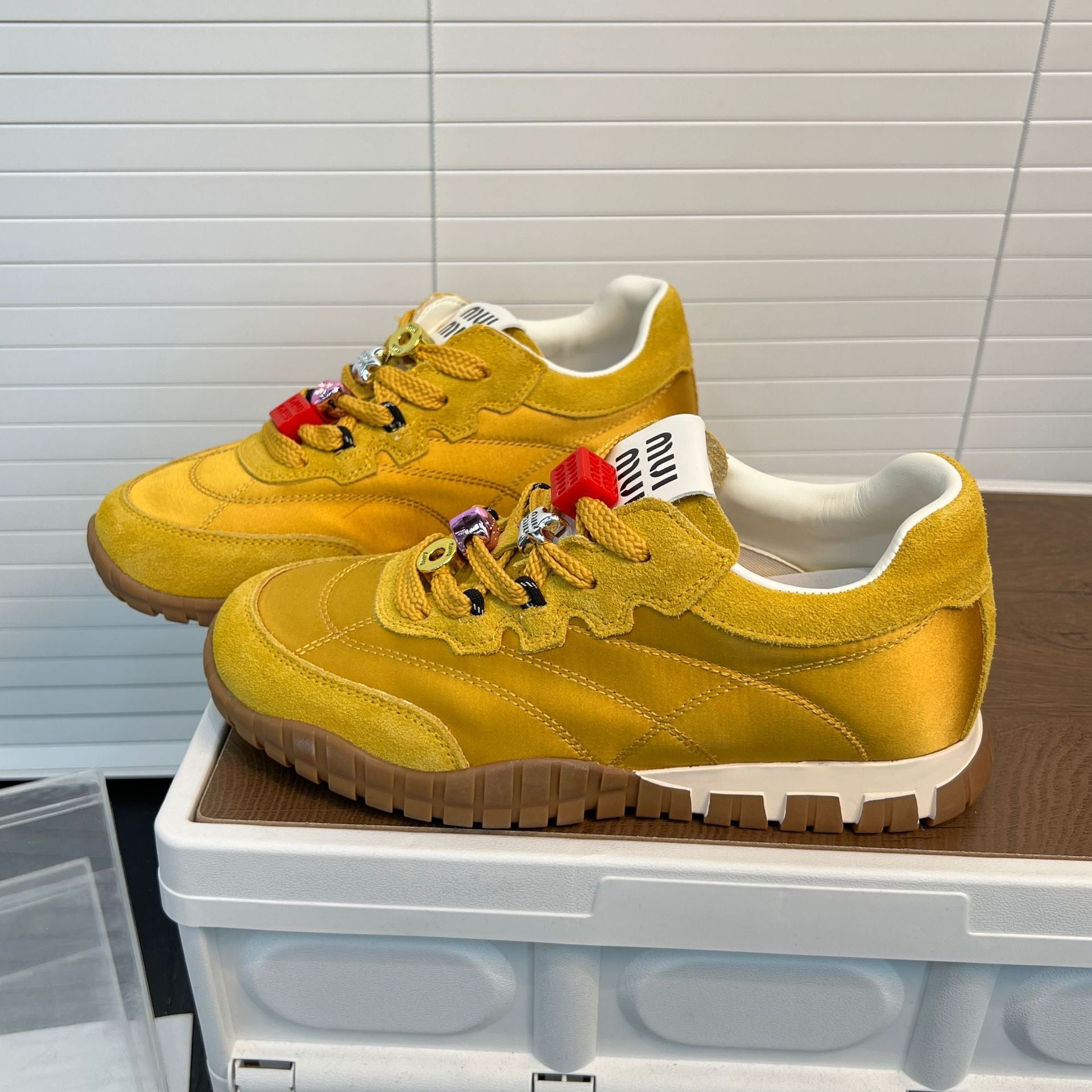Damen Sneaker Bequem Schnüren Fashion Schuhe - BerlinGlamour