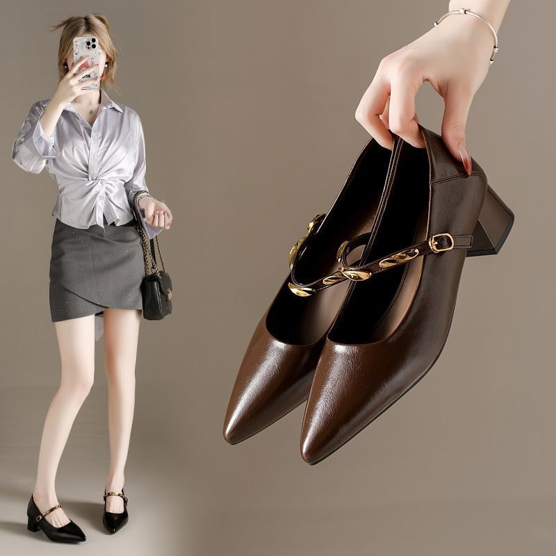 Damen Pumps mit Blockabsatz und Kettenriemen Elegant Komfortabel - BerlinGlamour