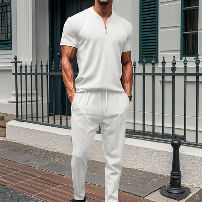 Sportliches Herren Outfit Set Jogginghose Oberteil Modern