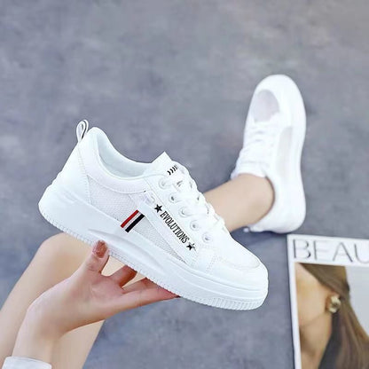 Damen Sneaker mit Schriftzug und dämpfender Sohle BequemSport
