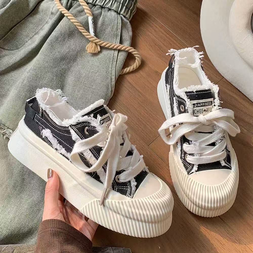 Damen Sneaker Chunky mit Fransen Detail Weich