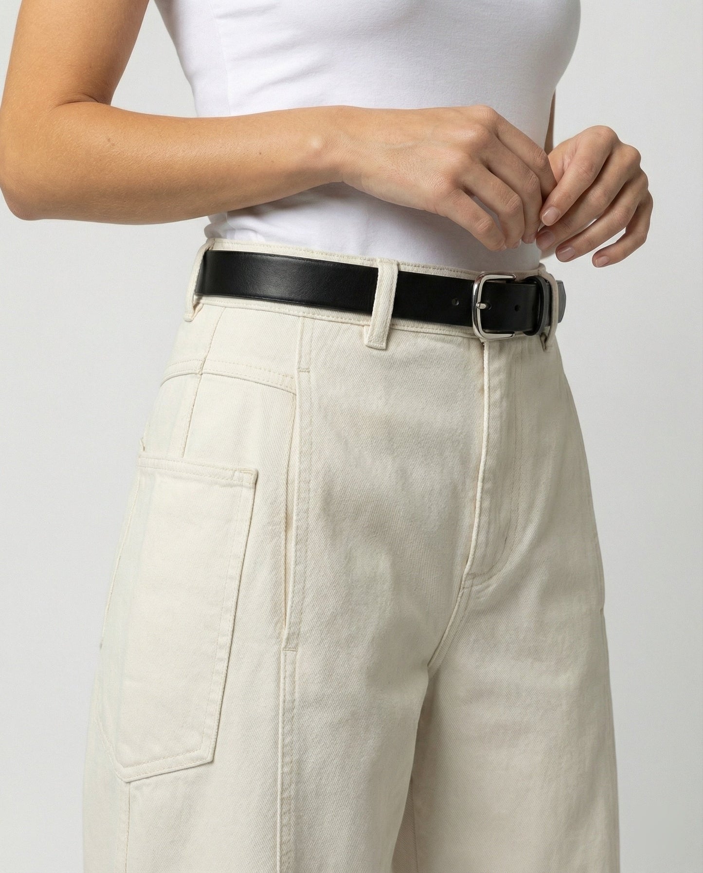 Weite Damen Hose Twill mit großen Taschen und Falten
