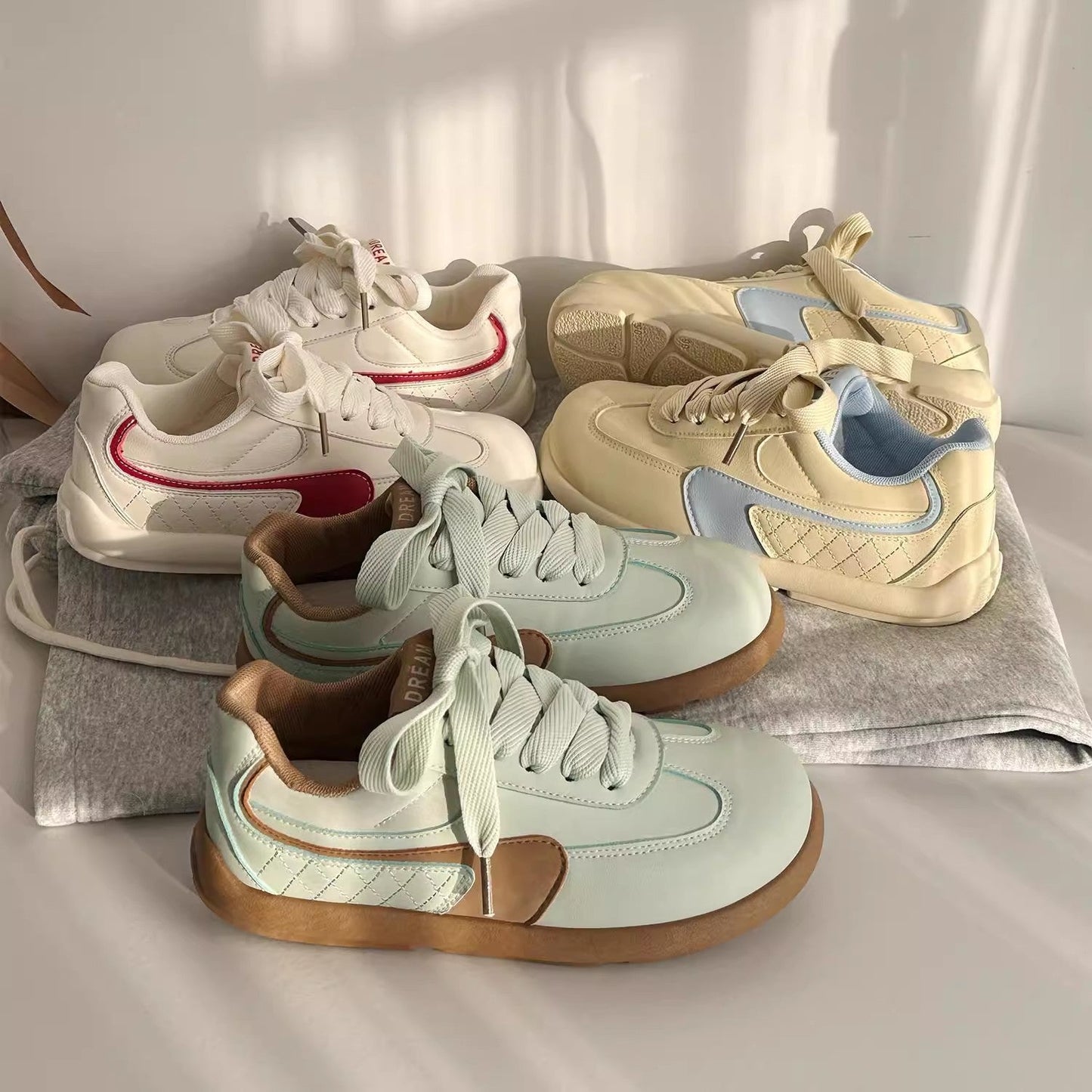 Modische Damen Sneaker Schuhe Trendy