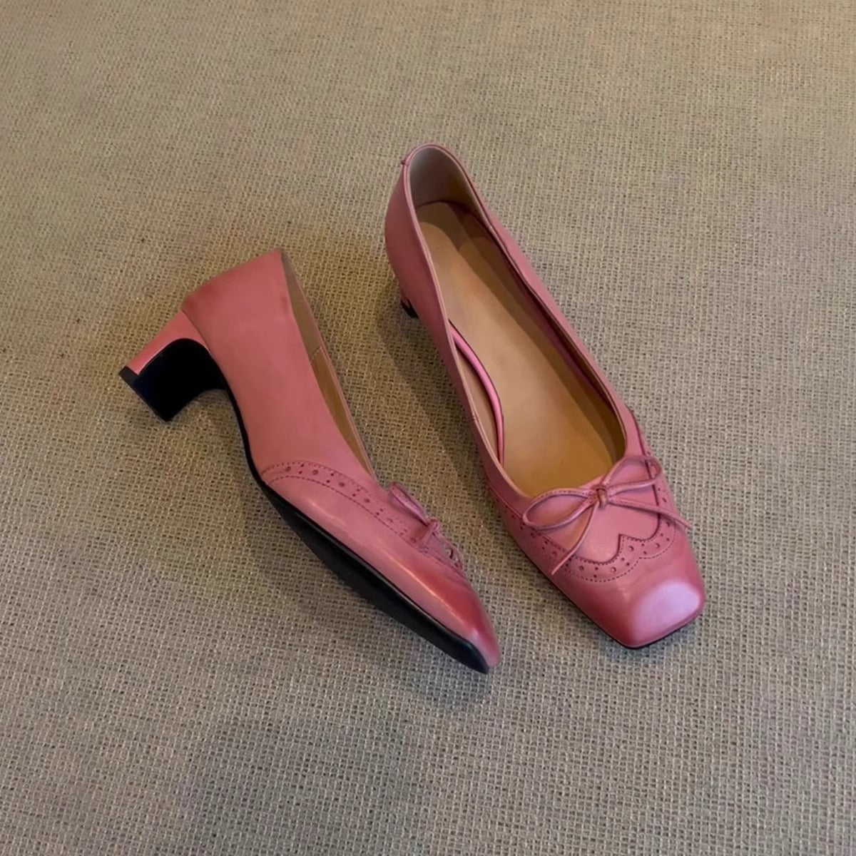 Damen Pumps Elegante Spitzform mit Schleife