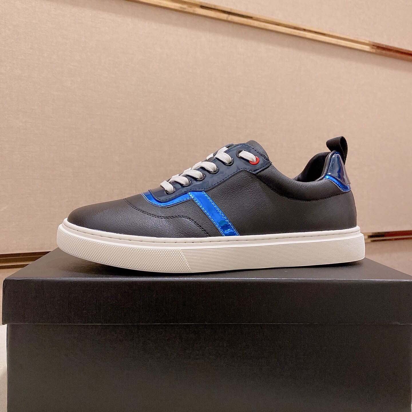 Damen Sneaker Sportlich Elegant Lederoberfläche Modern