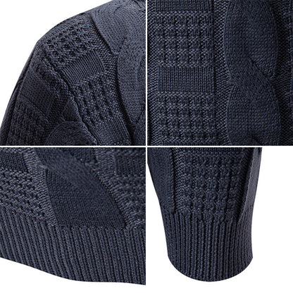 Herren Hochwertiger Grobstrickpullover mit Stehkragen und dekorativem Muster BerlinGlamour.