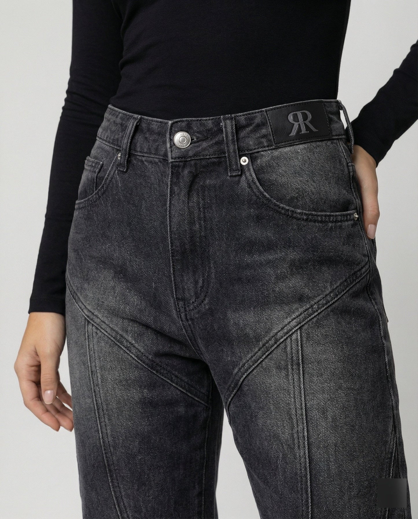 Graue Jeans Micro-Flare mit Reißverschluss