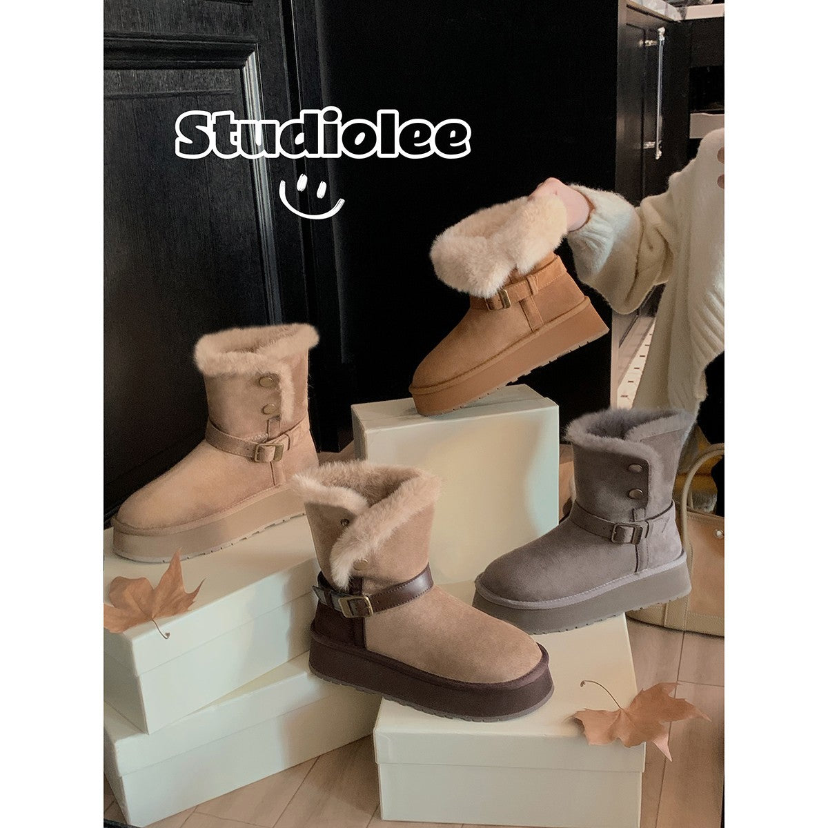 Damen Stiefel Booties mit Weichem Fellkragen Schnallenverschluss - BerlinGlamour