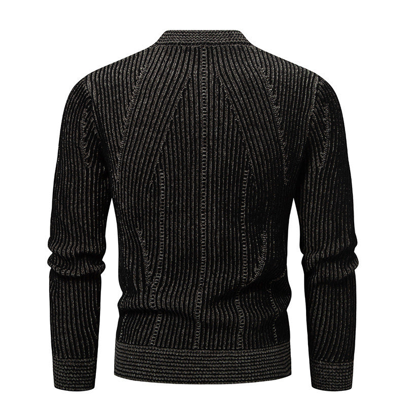 der neue Titel: Elegante Strickjacke mit V-Ausschnitt und feinem Kabelmuster BerlinGlamour