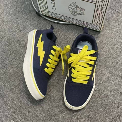 Damen Sneaker Sportlich Modern mit Blitzmotiv - BerlinGlamour
