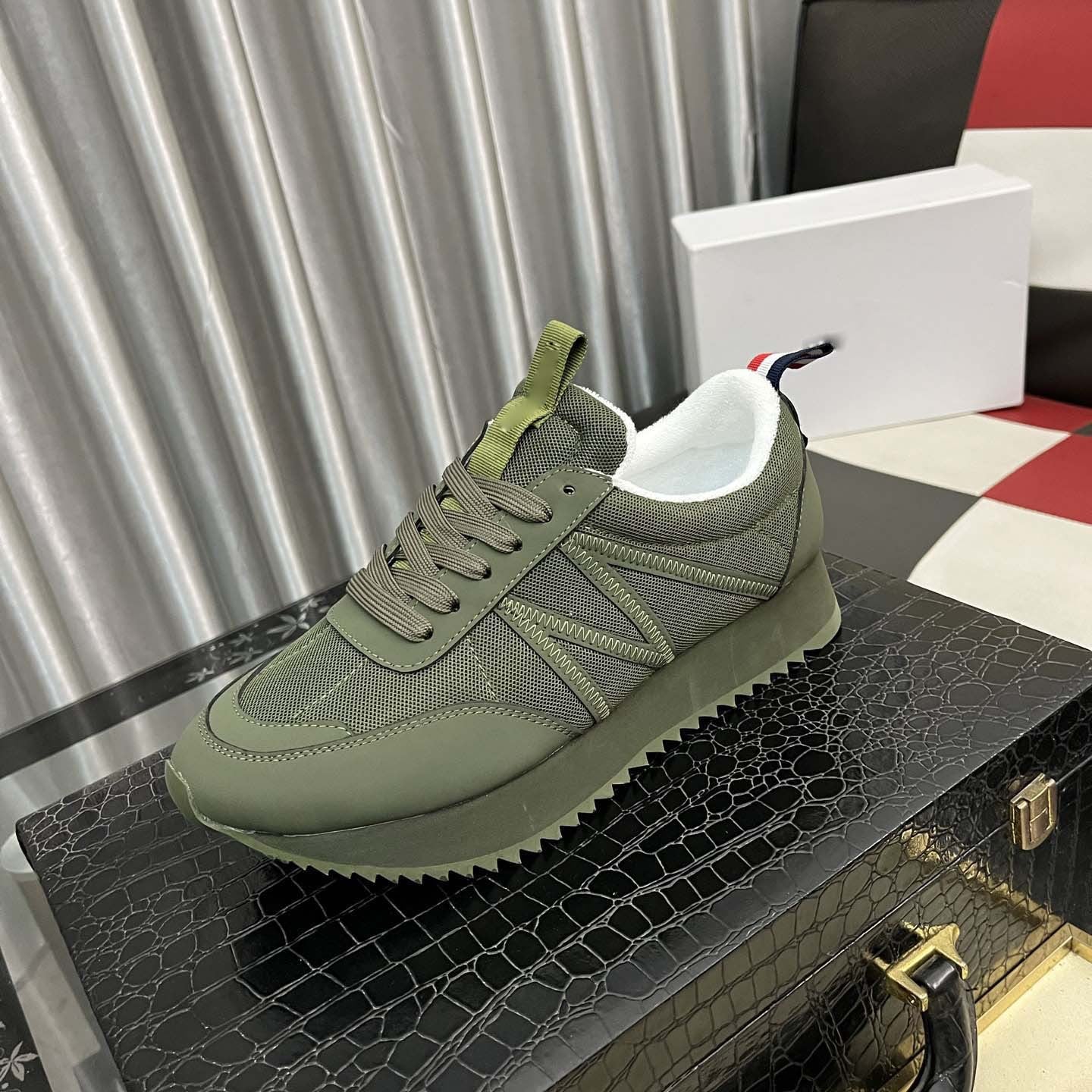 Damen Sneaker atmungsaktiv Mesh Weiße Sportschuhe