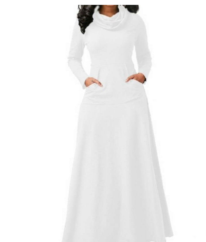 BerlinGlamour Lang Kleid mit durchgehendem Taschen-Kragen