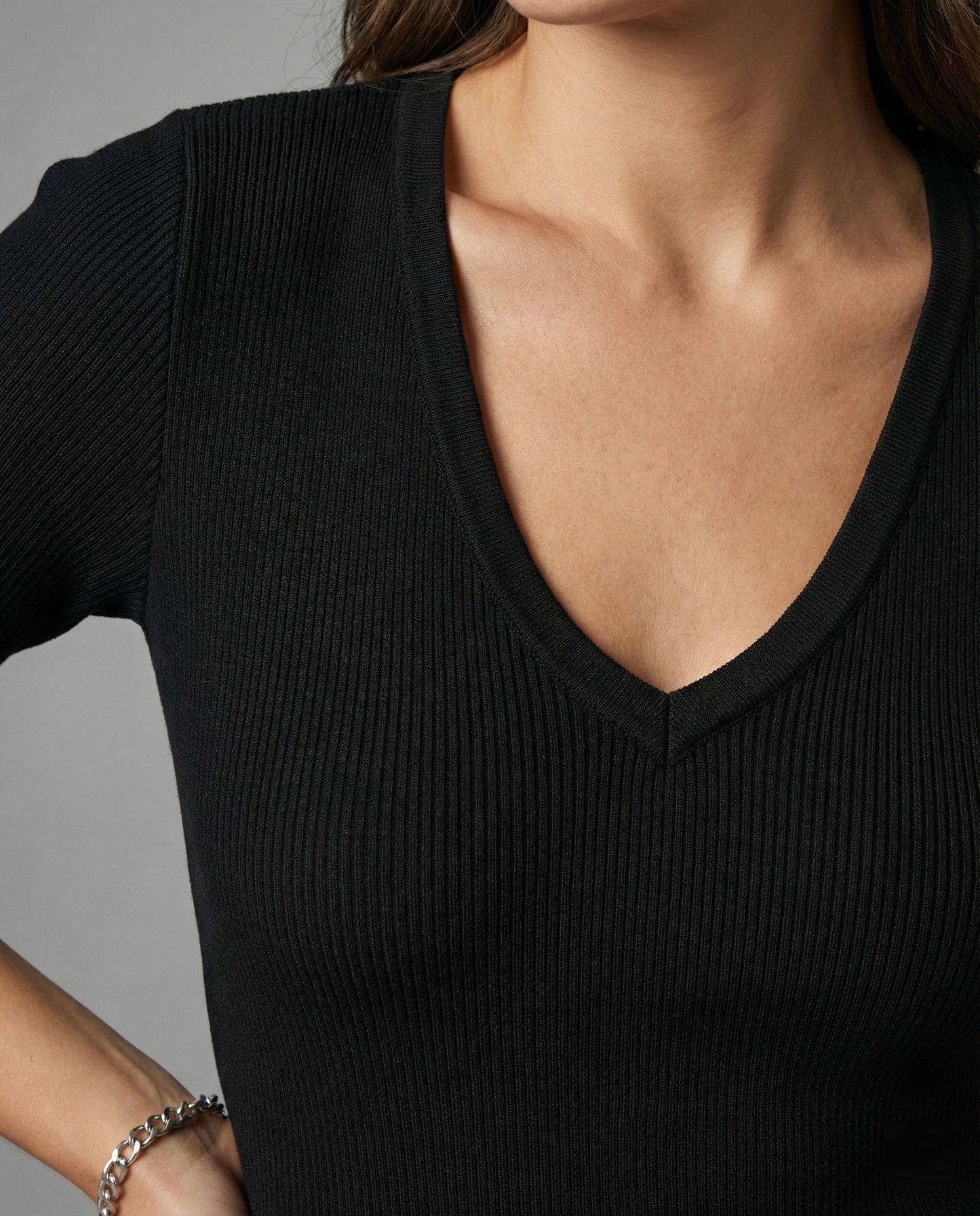 Damen T-Shirt Slim Fit V-Ausschnitt Kurzarm Baumwolle