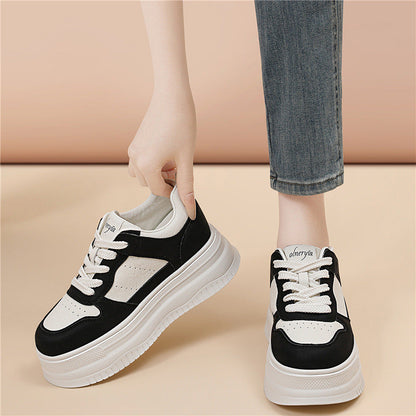 Damen Plateau Sneaker Komfortabel Dämpfend Modern