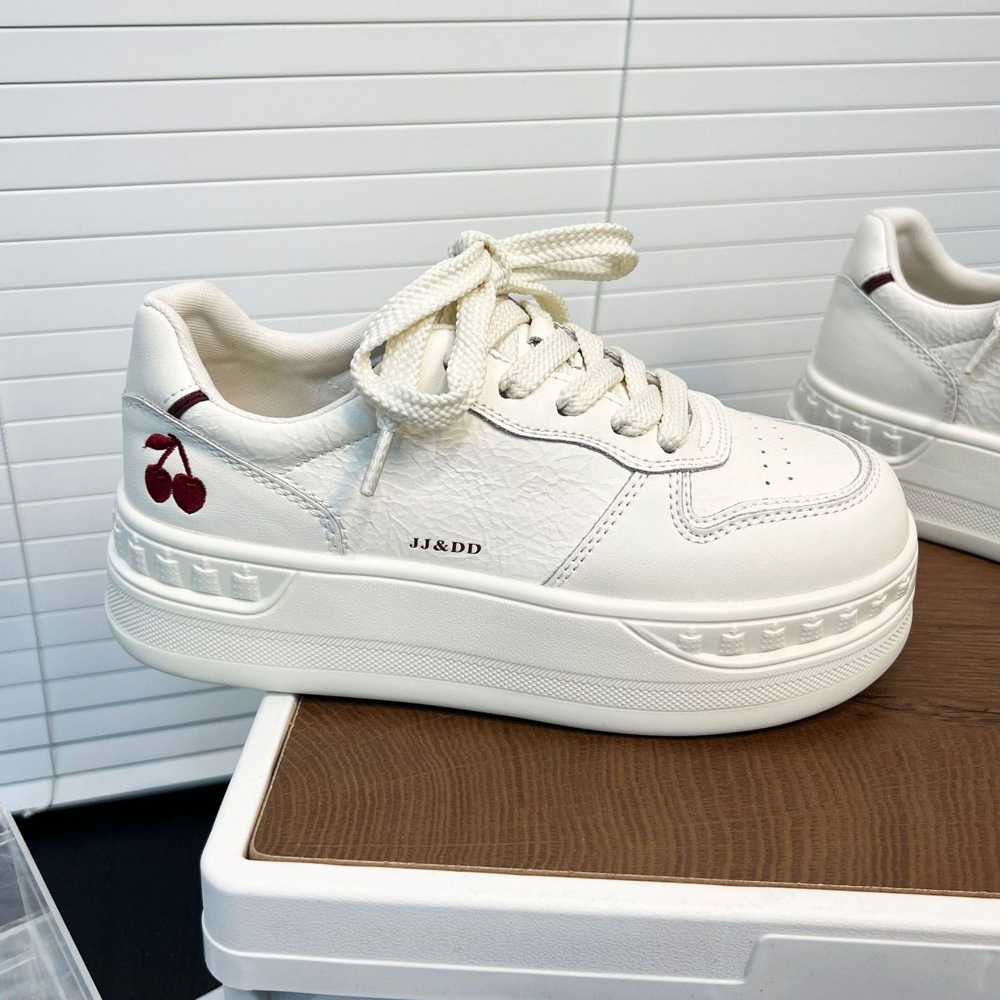Damen Sneaker Plateau Schuhe Mode Kirsch Design