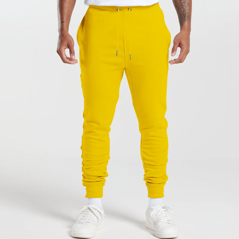 Herren Fitness-Jogginghose mit hohem Tragekomfort und praktischen Taschen BerlinGlamour ist ein Online-Shop, der sich auf Fitness und Jogging spezialisiert hat. Der Shop bietet eine Vielzahl