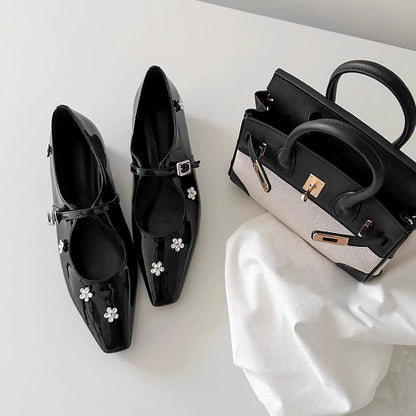 Damen Slingback Ballerinas Schuhe mit Blumen Applikationen und Komfortabsatz