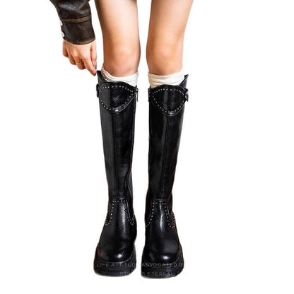 Damen Stiefel mit Nieten Blockabsatz Robust Modern