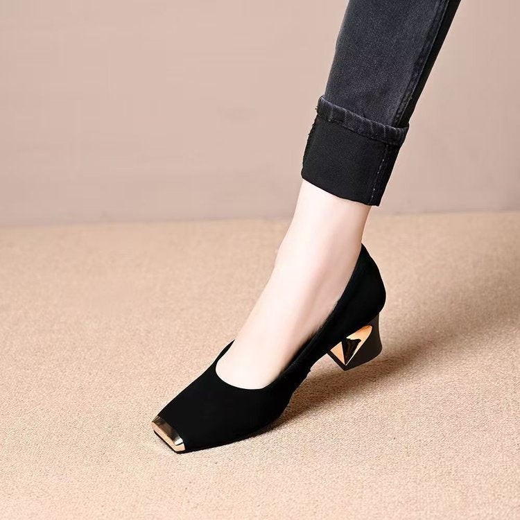 Damen Pumps Hochhackig Elegant mit Metall Detail