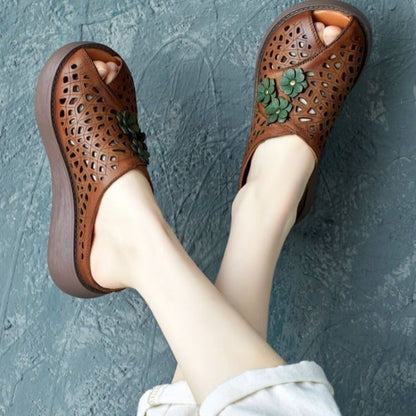 Damen Clogs atmungsaktiv mit Blumenapplikation Modern