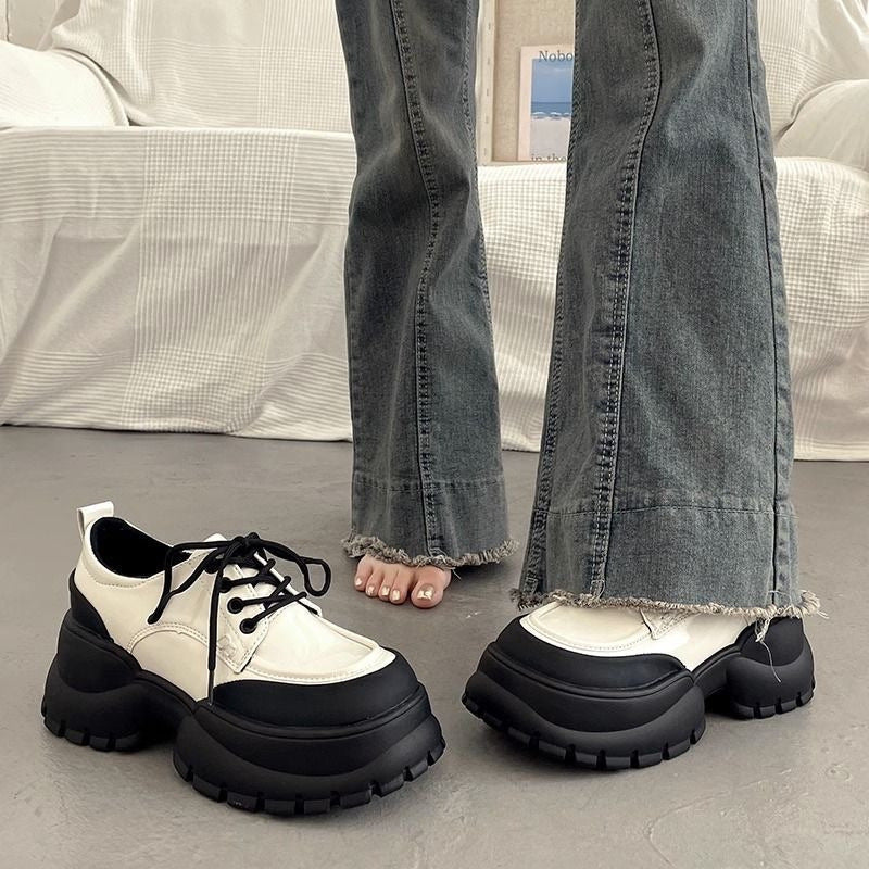 Damen Sneaker Sportlich Plateau Lack Schuhe Modern - BerlinGlamour