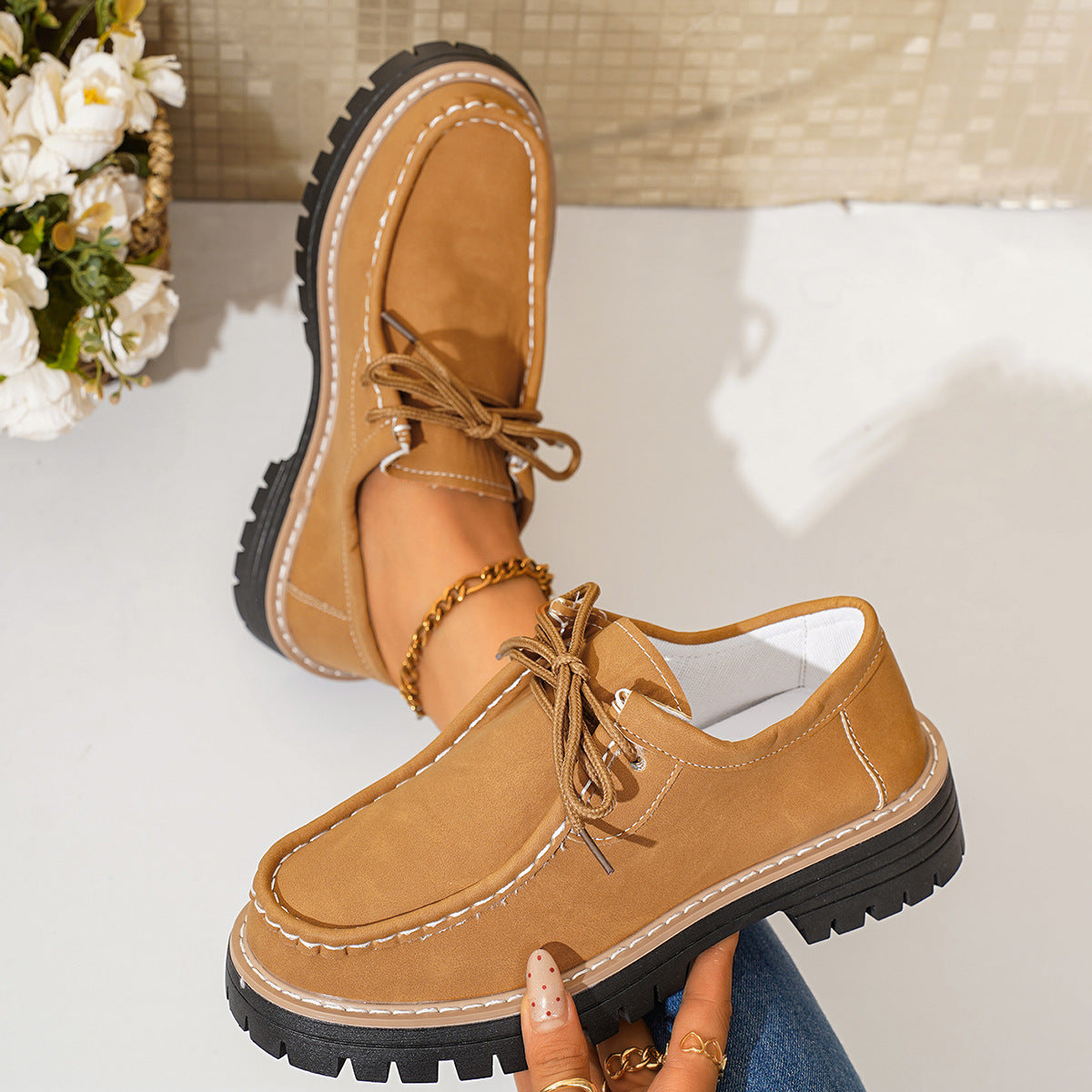 Damen Schnürschuhe Robustes Profil Feines Leder Schwarz