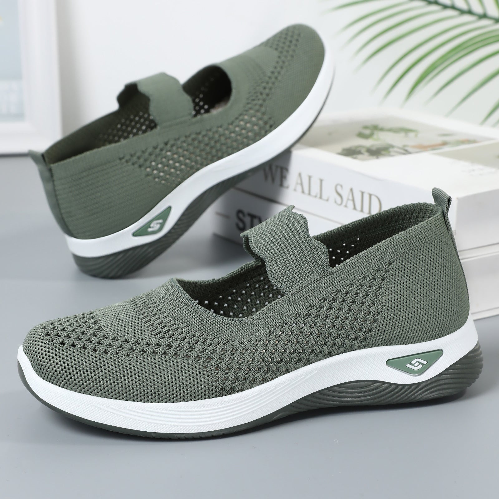 Damen Sportschuhe Atmungsaktiv Slip-On elastisch Schwarz - BerlinGlamour
