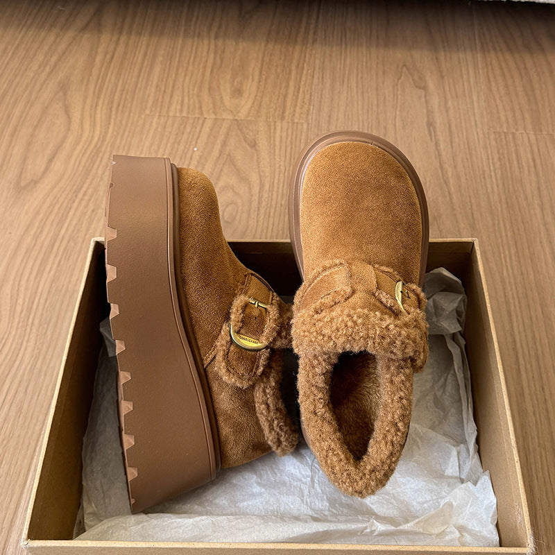 Damen Slipper Plüschig Warm mit Plateau und Schnalle
