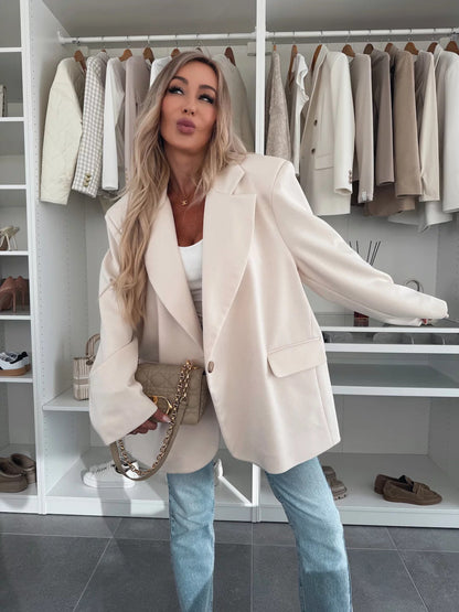 Damen Oversized Blazerjacke Großformatig Nachhaltig Modern