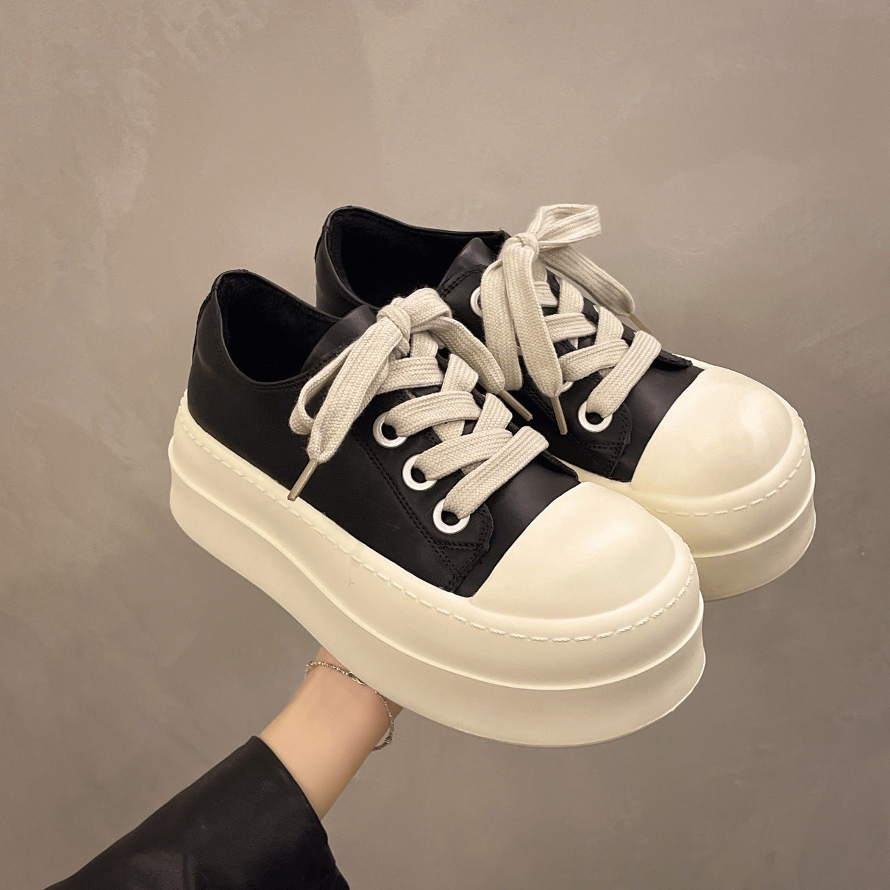 Damen Plattform Sneaker Hoch mit Keilabsatz Modern - BerlinGlamour