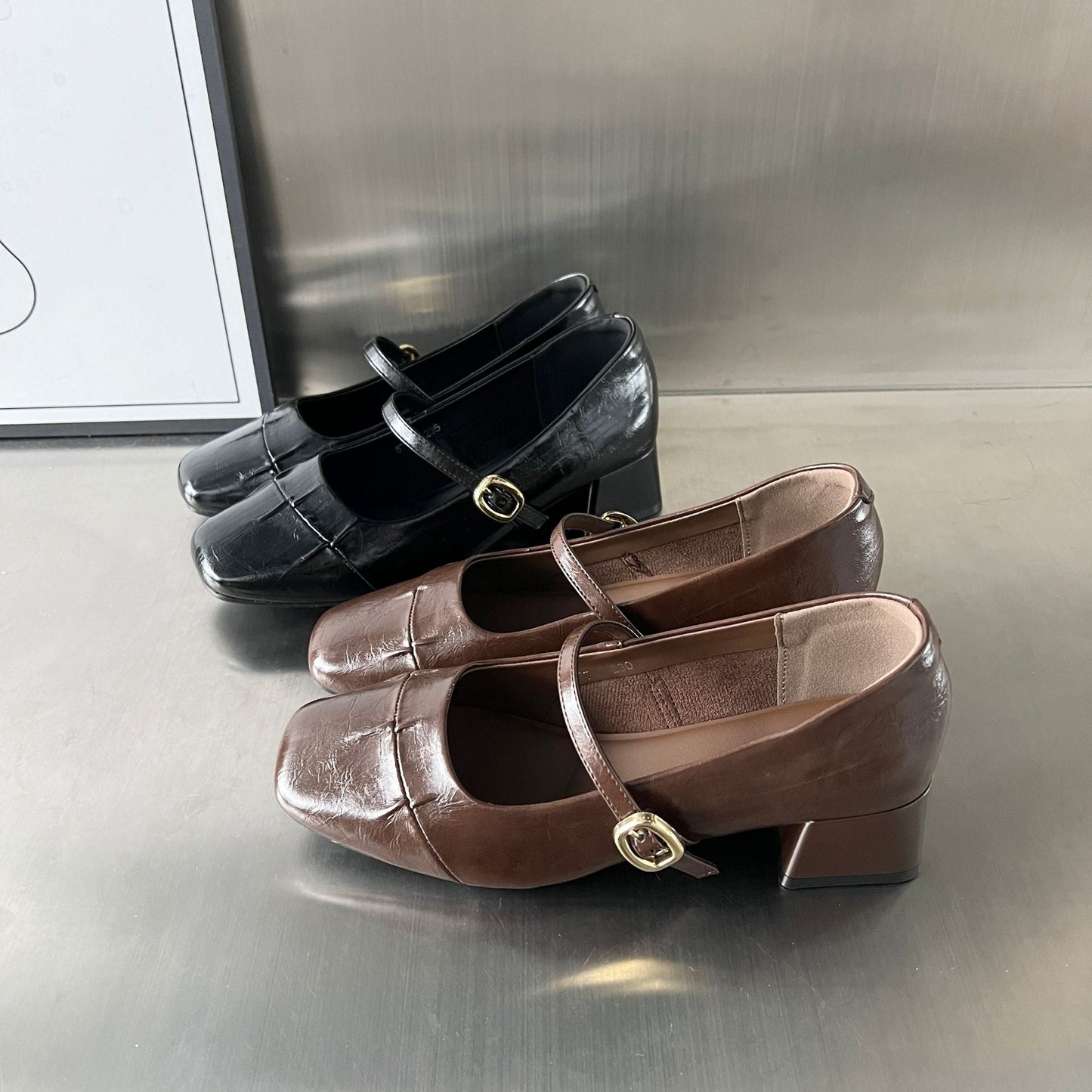 Elegante Damen Ballerinas Schuhe mit Riemen aus Leder