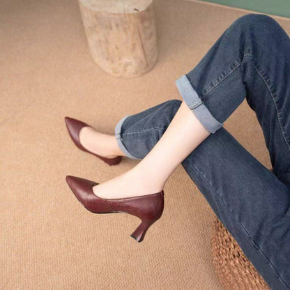 Damen Pumps Elegante Stilettos mit V-Ausschnitt Höher Absatz - BerlinGlamour