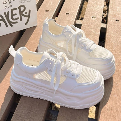 Damen Plateau Sneaker atmungsaktiv Netzmaterial Laufsohle Komfort - BerlinGlamour