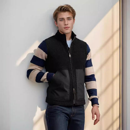 ein Beispiel: Stilisierte Fleecejacke mit LED-Beleuchtung → Stilisierte Fleecejacke LED-Beleuchtung mit Kragen und Taschen