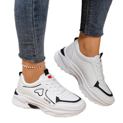 Damen Sneaker Herz-Design Weich und Bequem