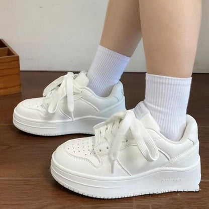 Damen SneakerSportliche Hohe Sohle Sneakers mit weicher Innensohle - BerlinGlamour