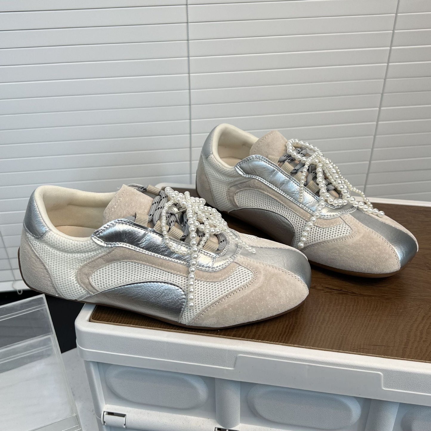 Damen Sneakers Modisch Perlen Detail Atmungsaktiv Mesh