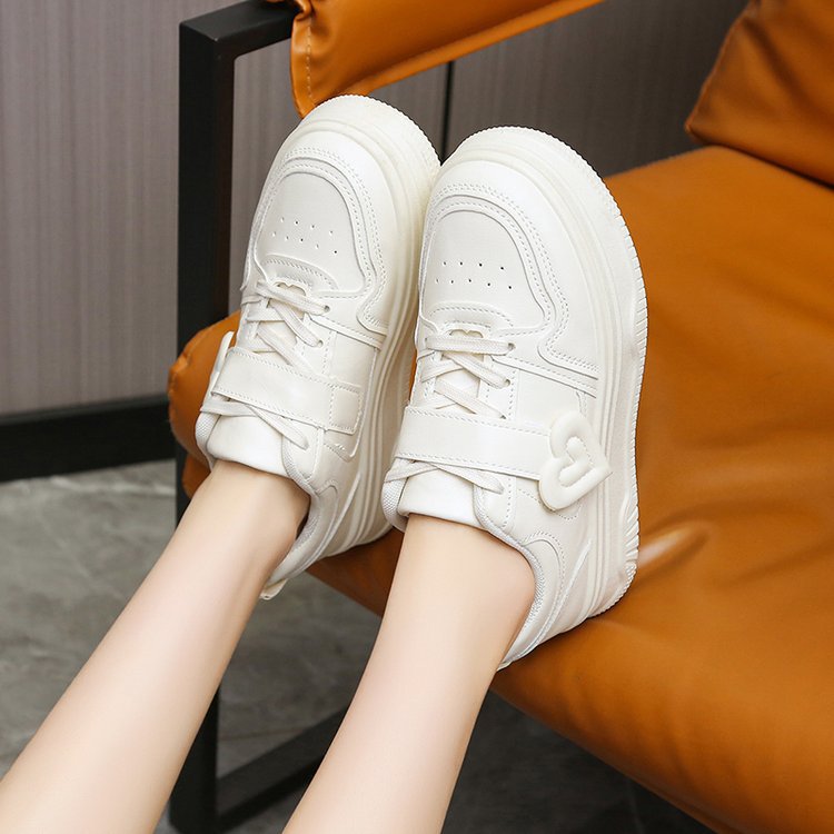 Sneakers Damen Sportlich Herz Applikation Mode Schuhe