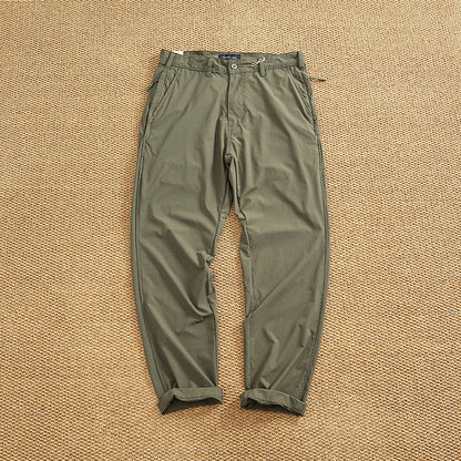 Herren Chino-Hose mit elastischem Bund und praktischen Eingrifftaschen BerlinGlamour ist ein Produkt, das ich gerne in meinem Online-Shop anbieten würde. Der Name Herren Chino-Hose