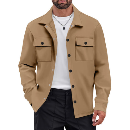 Herrenvielseitige Flanelljacke mit aufgesetzten Taschen und modernem Schnitt Berlin Glamour.