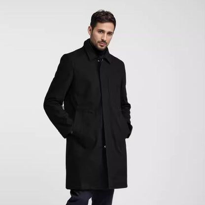 Herren eleganter Übergangsmantel mit praktischem Stehkragen und versteckten Taschen BerlinGlamour, ideal für den modernen Online-Shop.