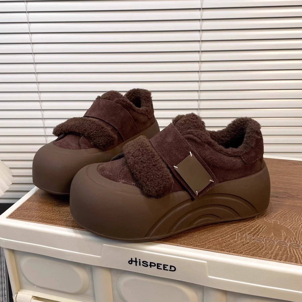 Damen Clogs Flauschig Verstellbar Klettverschluss Bequem